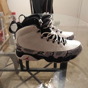 Jordans 9